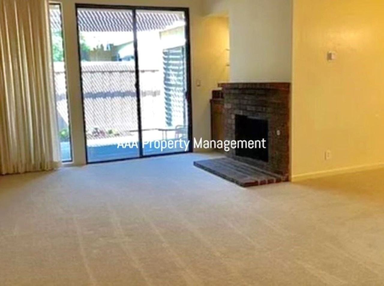 118 Northcreek Cir - Photo 2 of 12