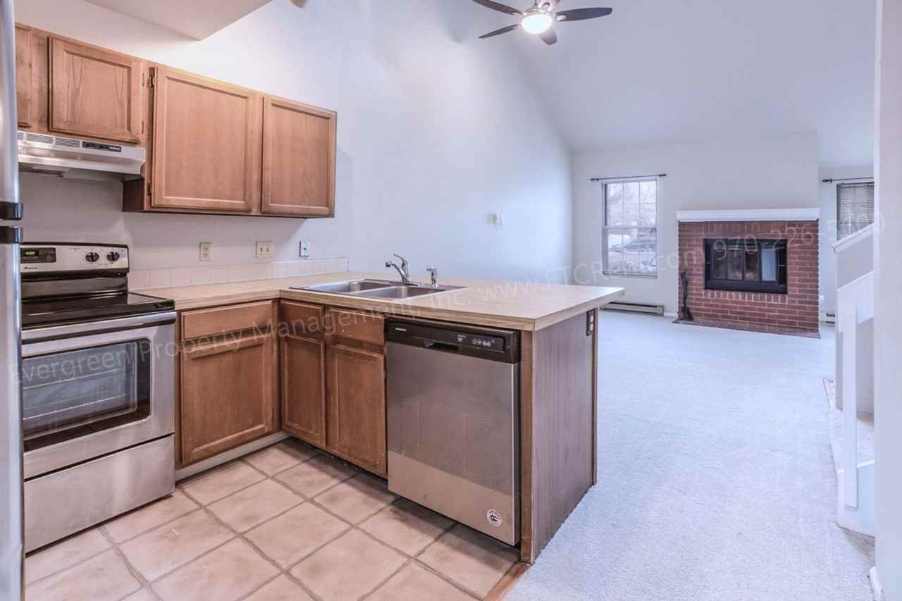 3565 Windmill Dr - Photo 6 of 29
