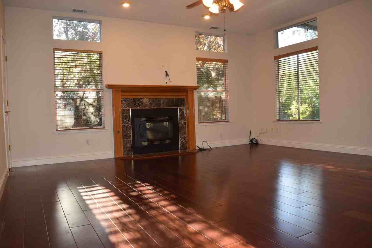 303 Ironwood Cir - Photo 6 of 26