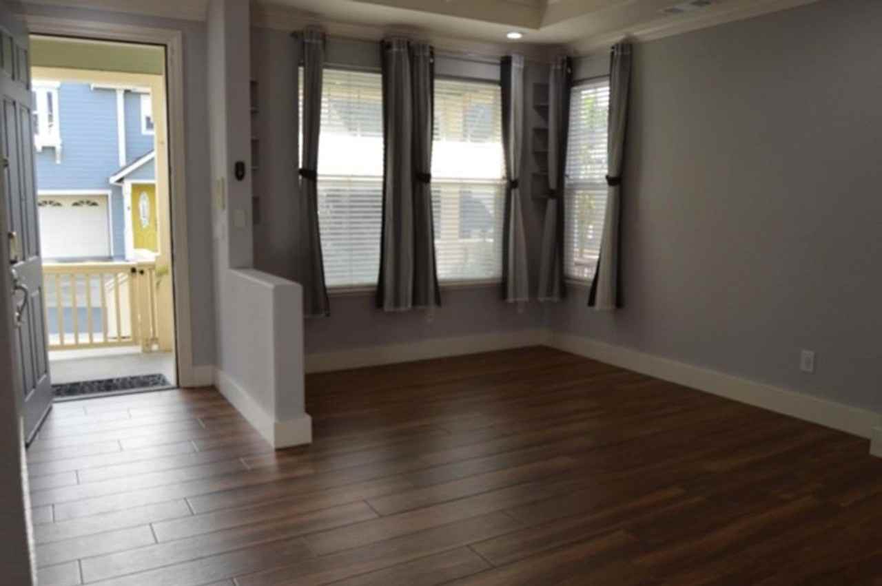 115 Kensington Cir - Photo 3 of 46