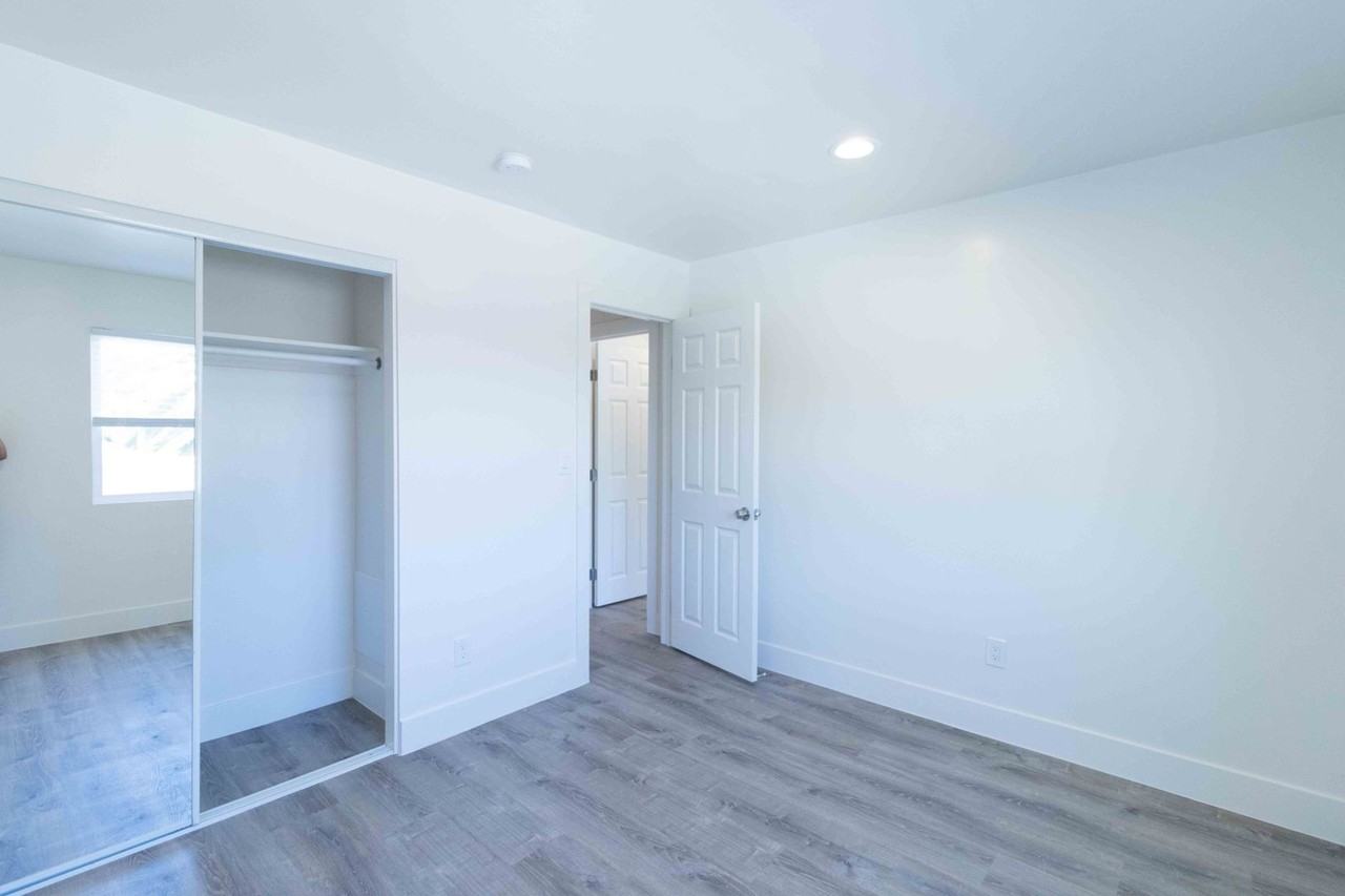 Garfield Apartments - Photo 6 of 8