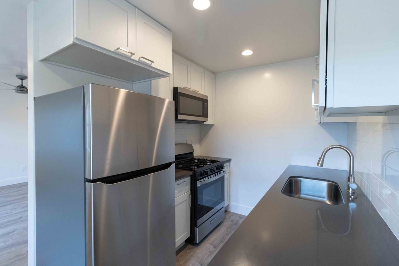 Garfield Apartments - Photo 7 of 8