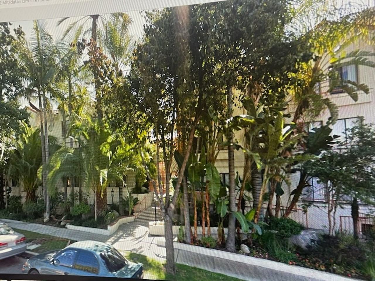 Villa Geneva Apartments - Photo 2 of 37