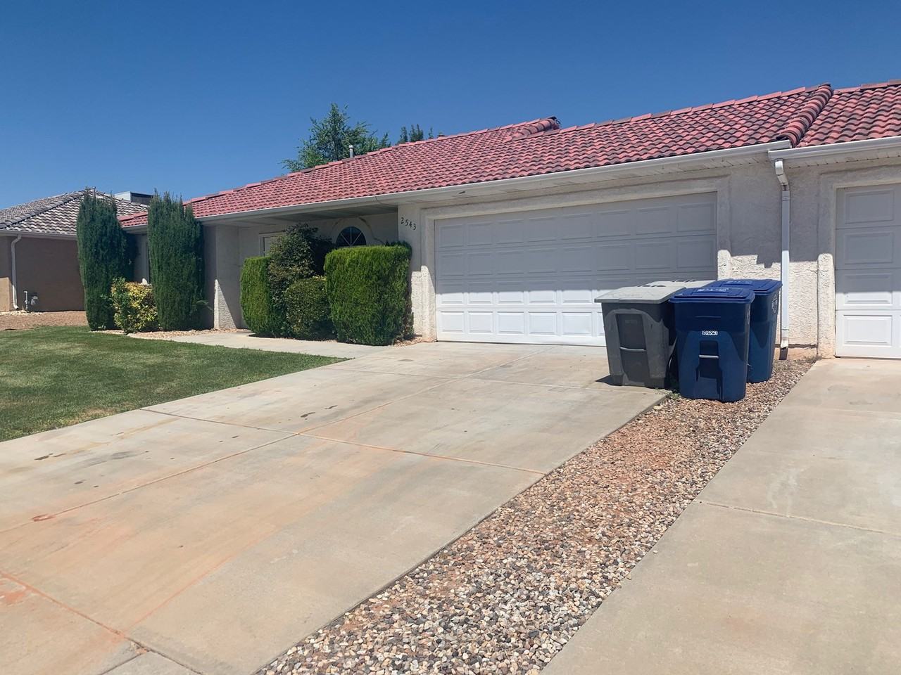 2543 & 2557 E 620 N - Photo 2 of 19