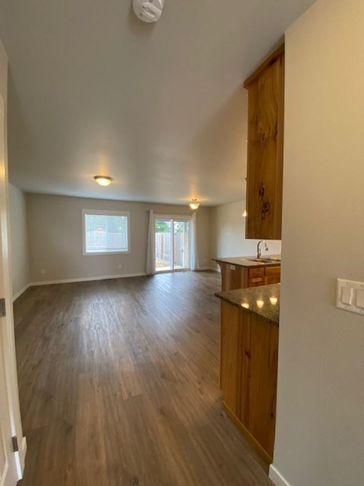 3240 S 10th St #3240 - Photo 6 of 16