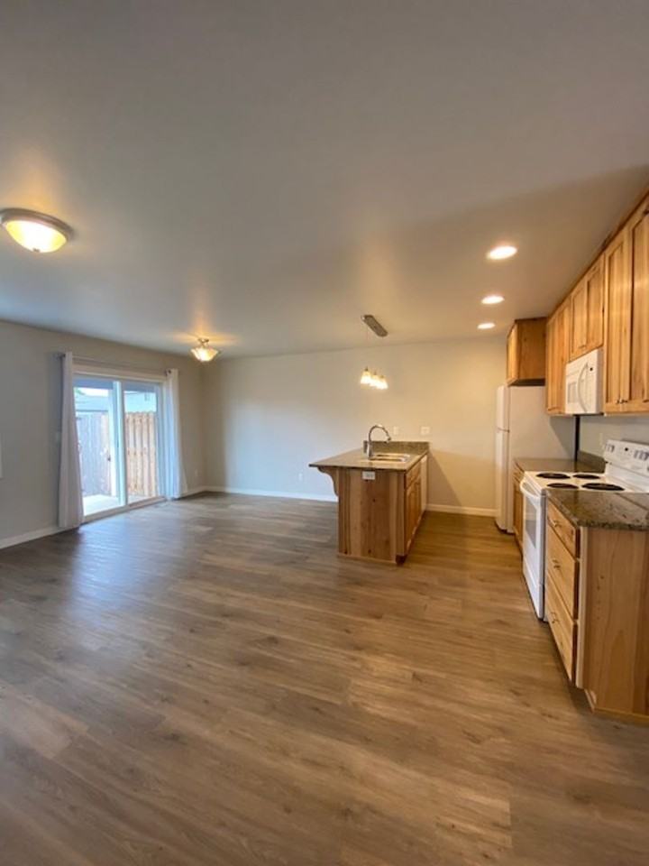 3240 S 10th St #3240 - Photo 7 of 16