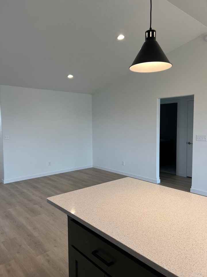 6891 Joseph St - Photo 4 of 13