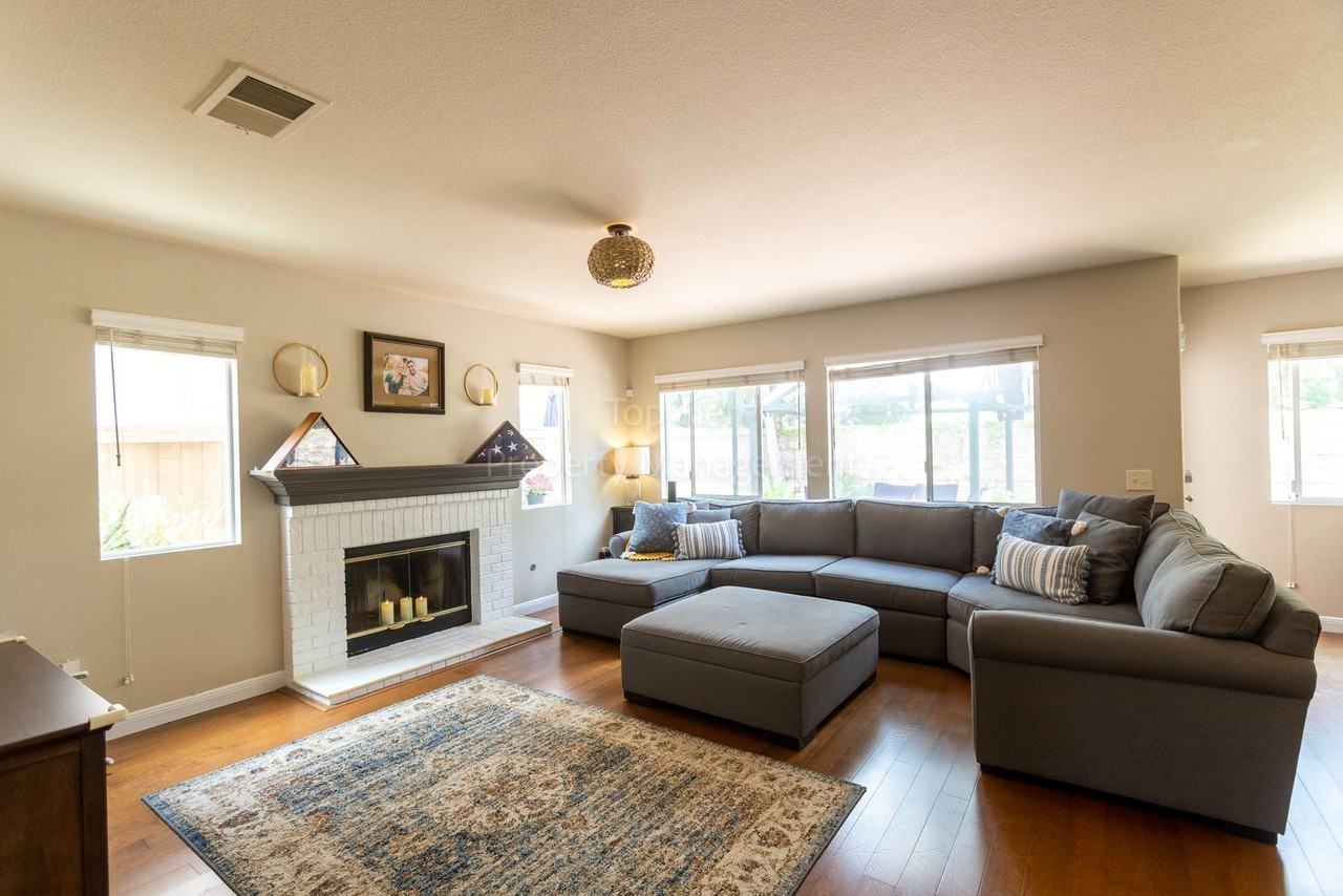 317 Spring Canyon Way - Photo 5 of 39