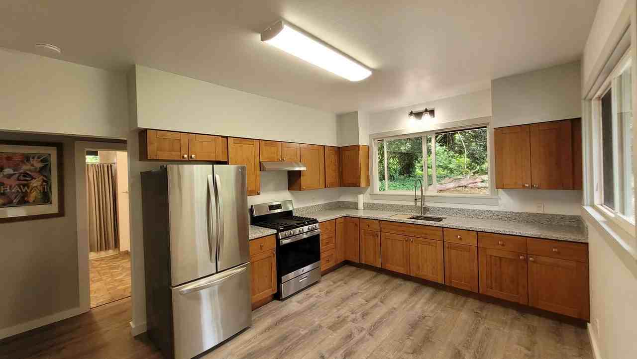 EDB - McGrath - Photo 3 of 13