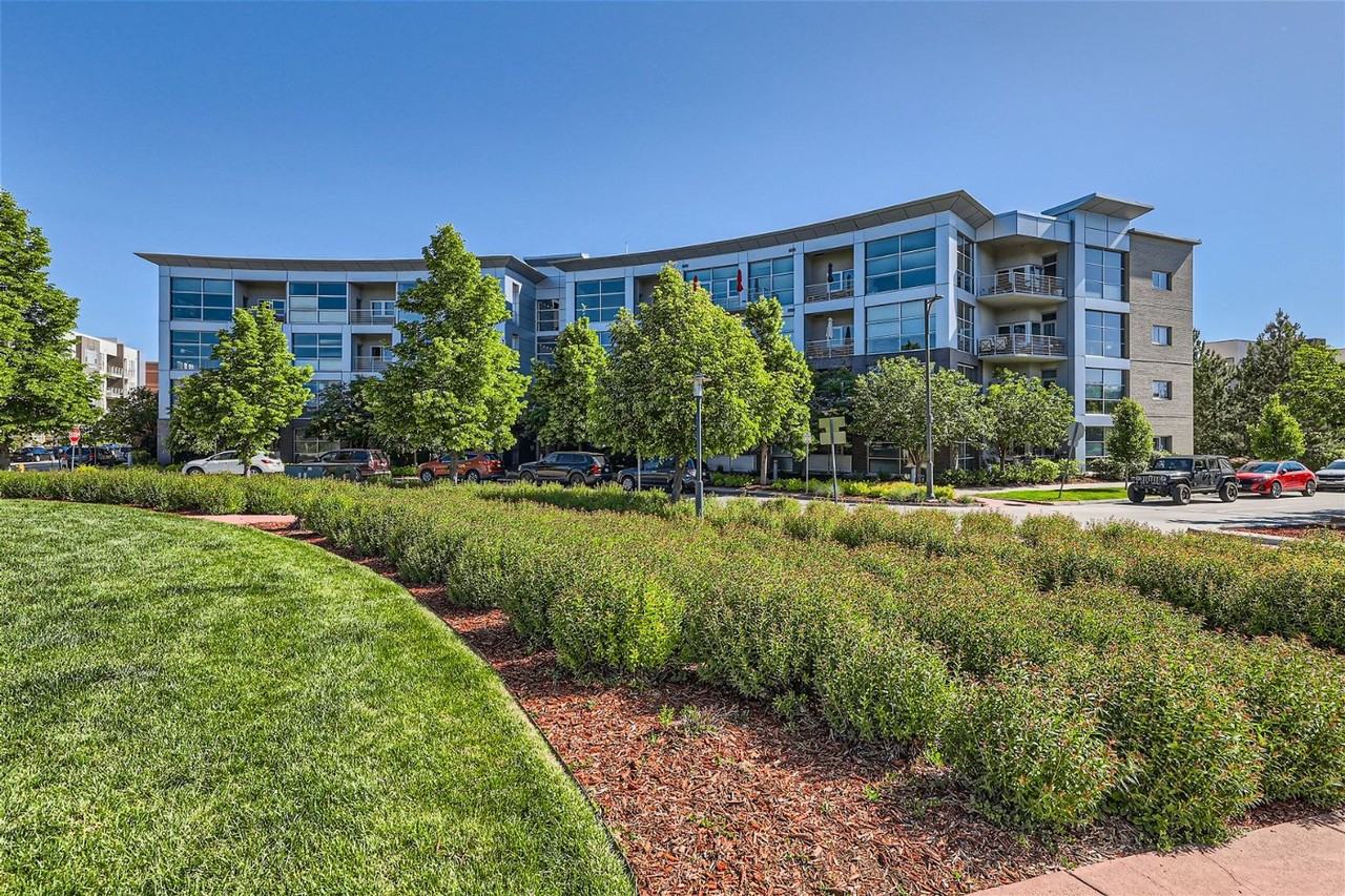 2958 Syracuse St #314