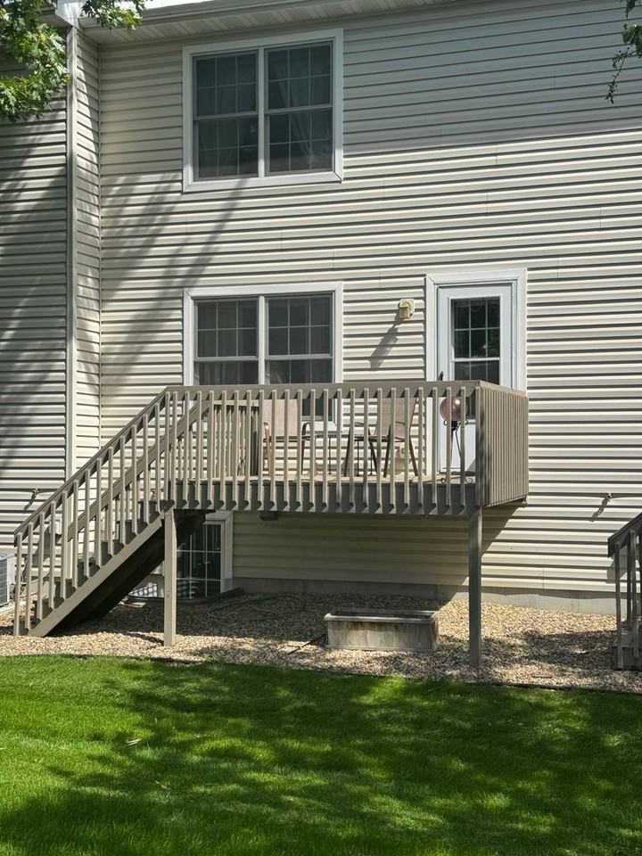3022 Venice Ln Nw - Photo 3 of 14