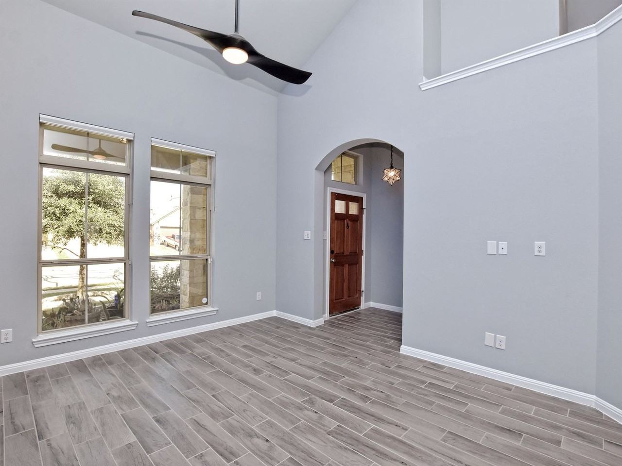 2005 Garretts Way - Photo 6 of 26