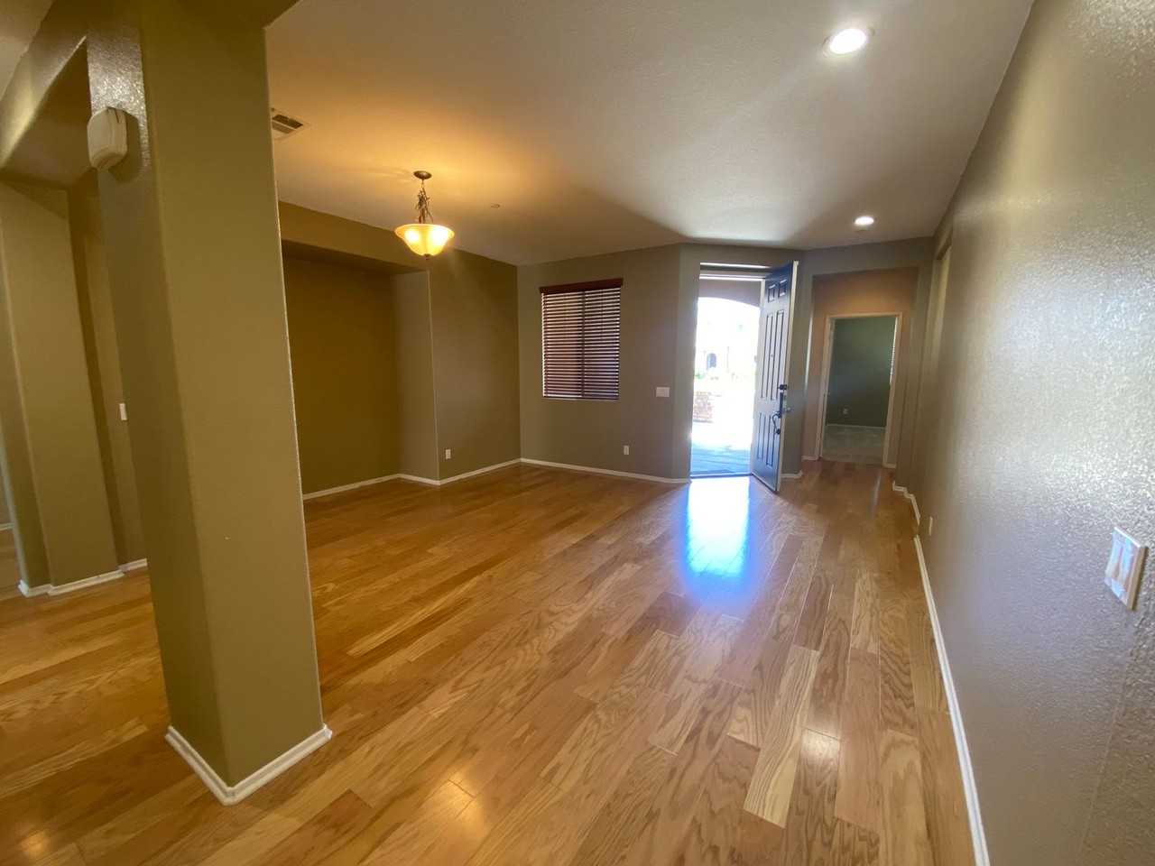2274 Hay Market St - Photo 6 of 27