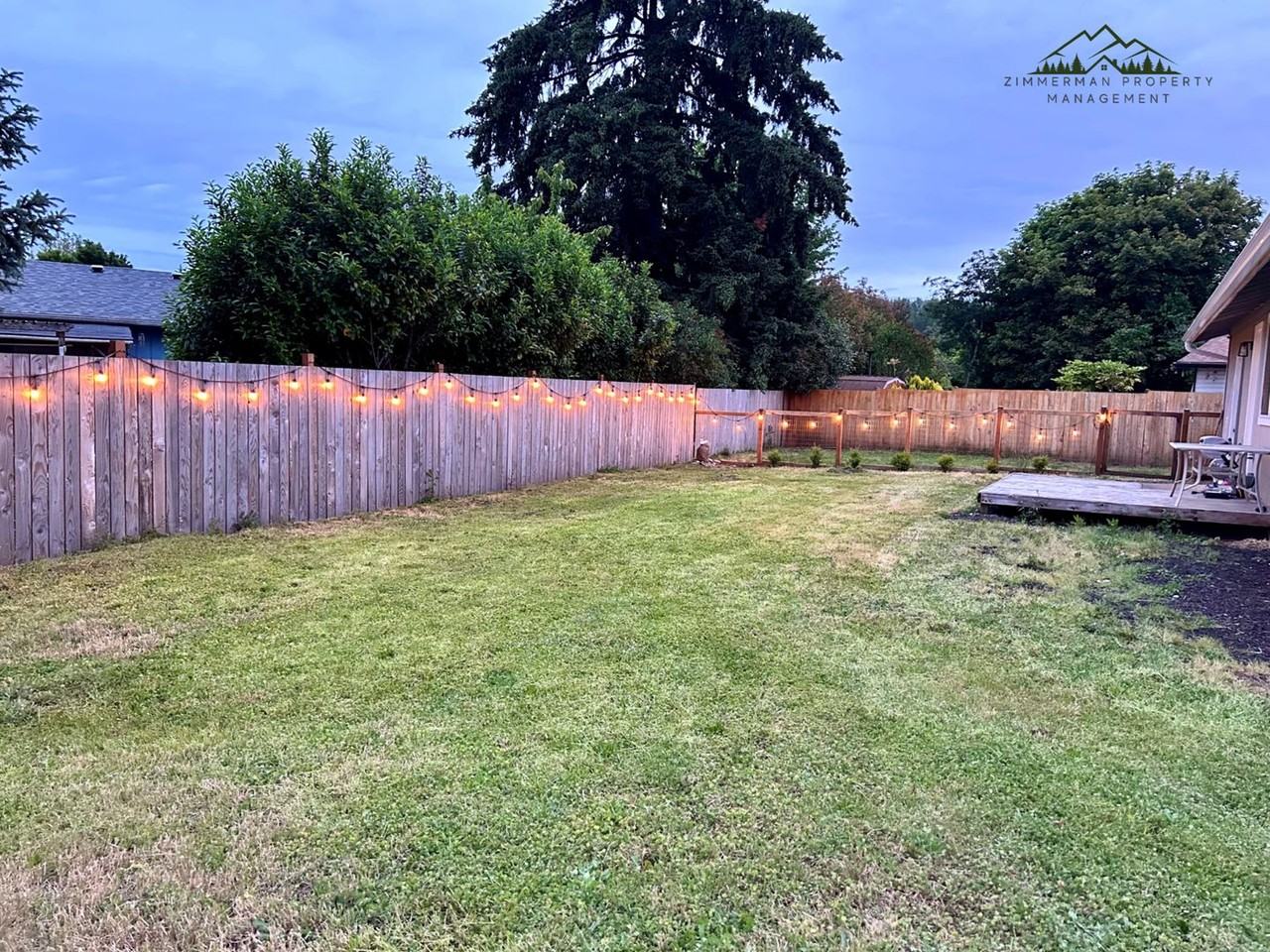 660 Sw Coral St - Photo 2 of 14