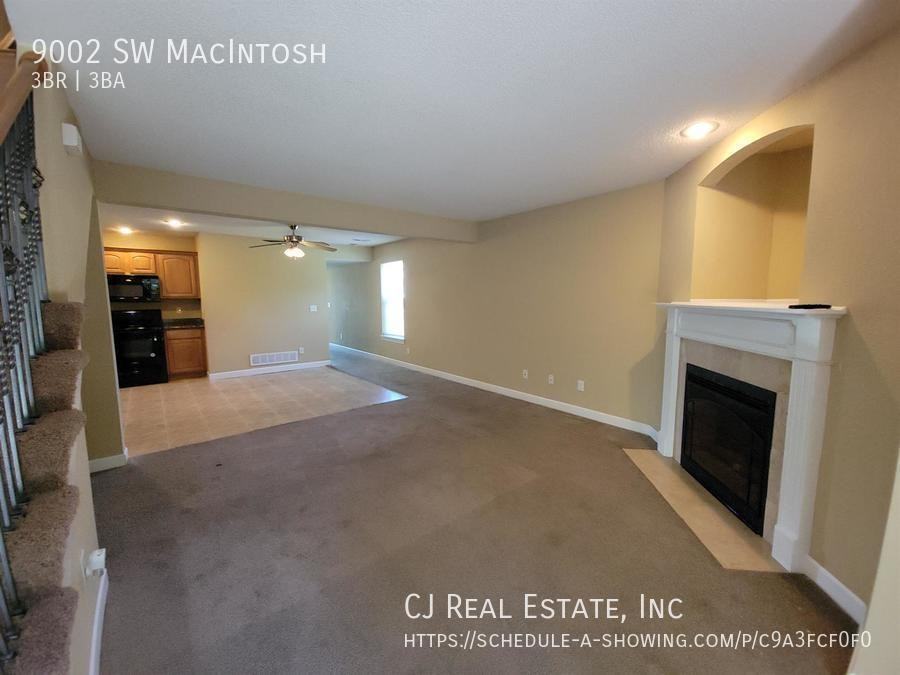 9002 Sw Macintosh Dr - Photo 2 of 11