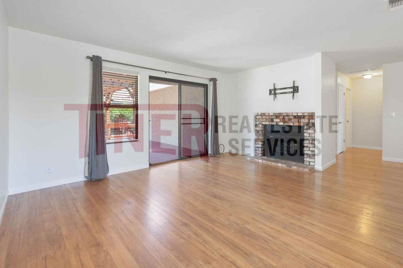 5807 Filbert Ave - Photo 2 of 25