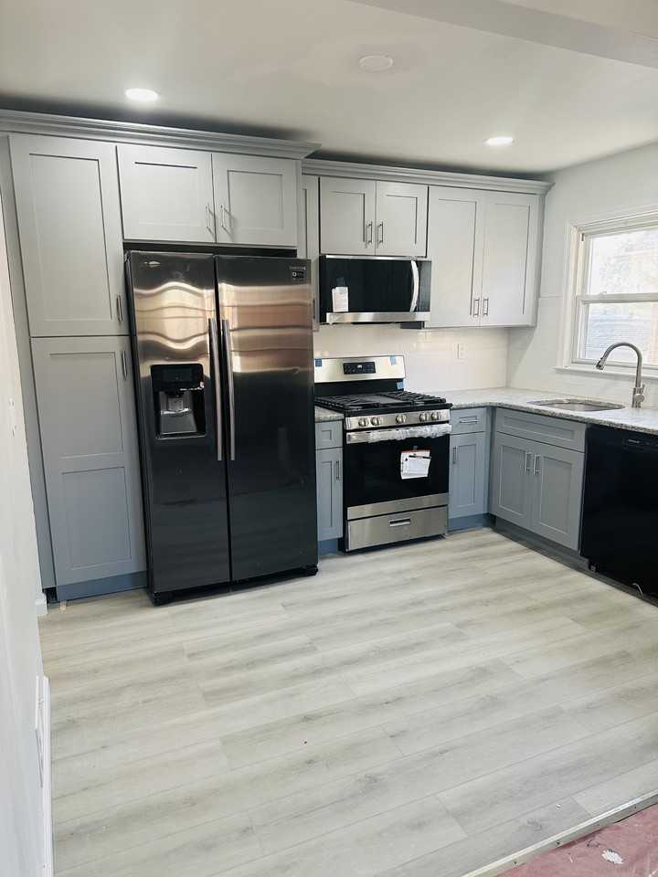 530 Bernard Ave #1 - Photo 5 of 16