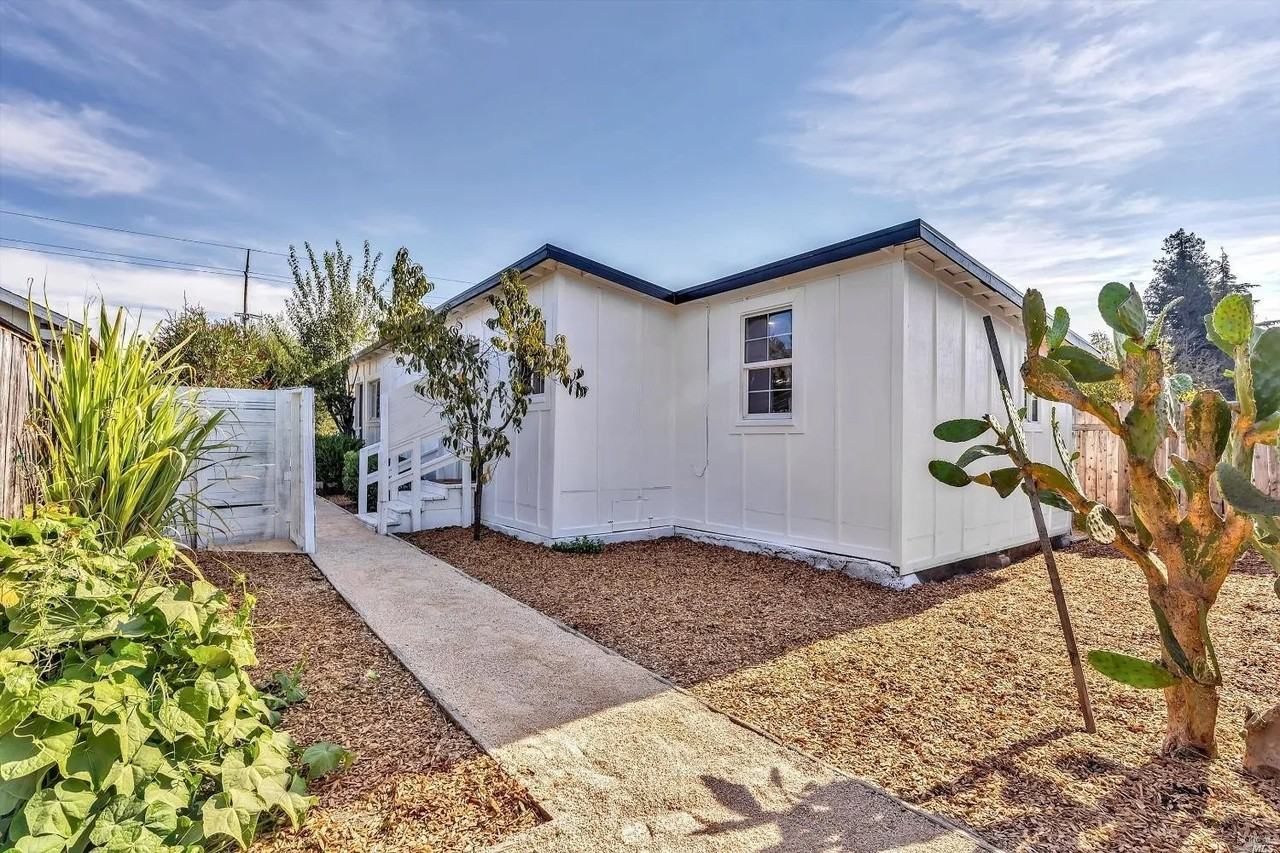 1311 Deturk Ave #NA - Photo 2 of 14