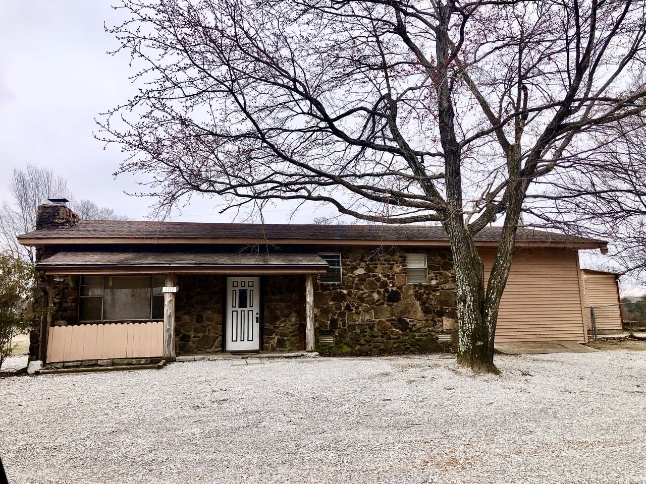 407 Hell Creek Rd #NA - Photo 3 of 12