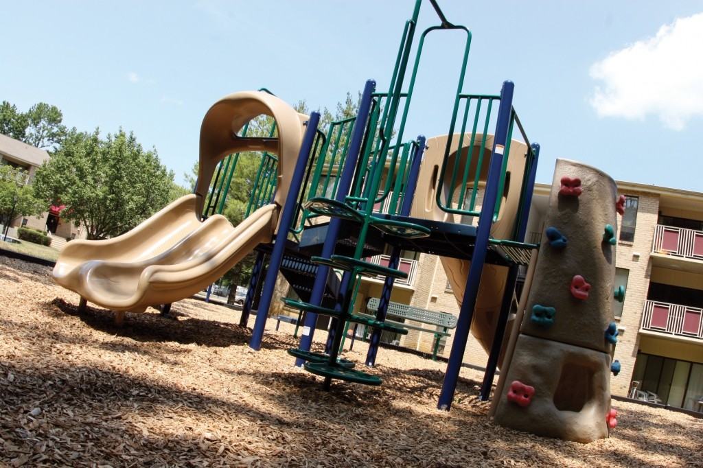 Annapolis Roads Apartments - Photo 3 of 29