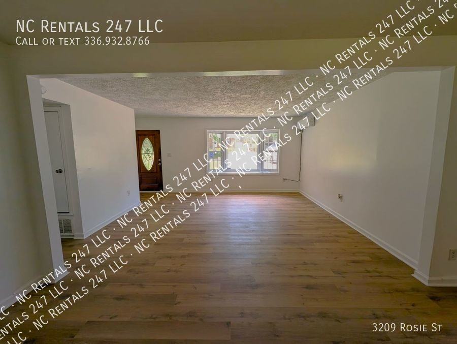 3209 Rosie St - Photo 3 of 17