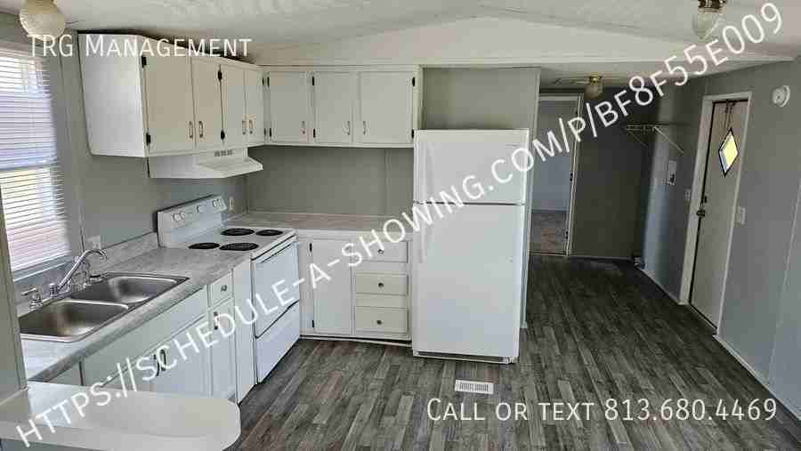 111 Porpoise Way - Photo 3 of 14