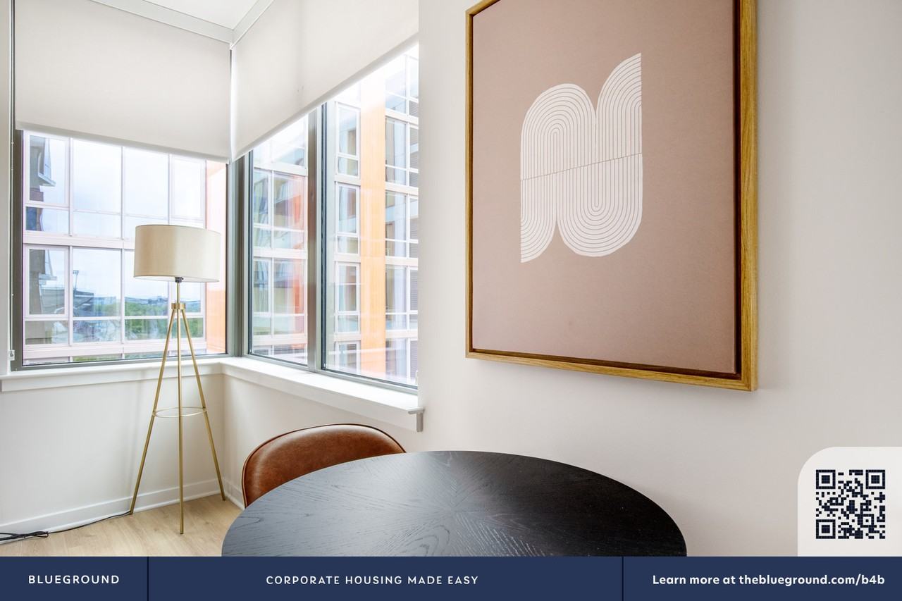 2121 First Street Southwest - Photo 5 of 43