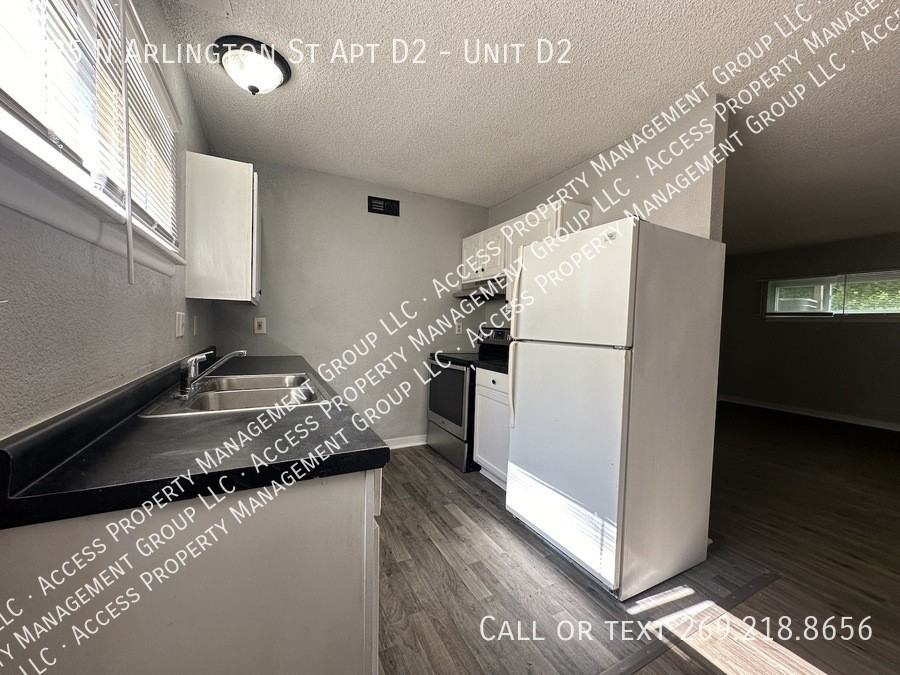525 N Arlington St Apt D2 #D2 - Photo 2 of 8