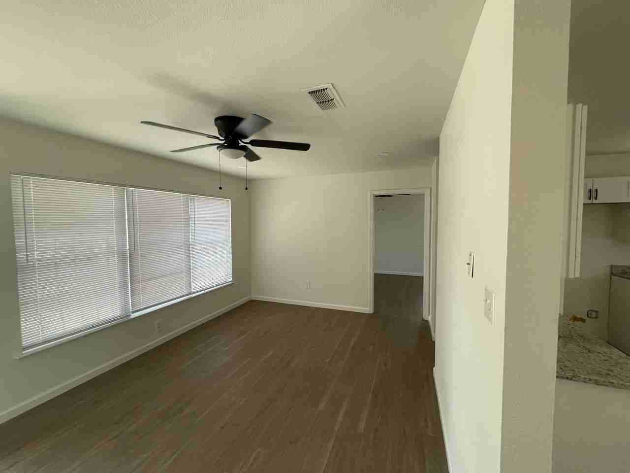 5547 Stonybrook Dr #1 - Photo 3 of 28