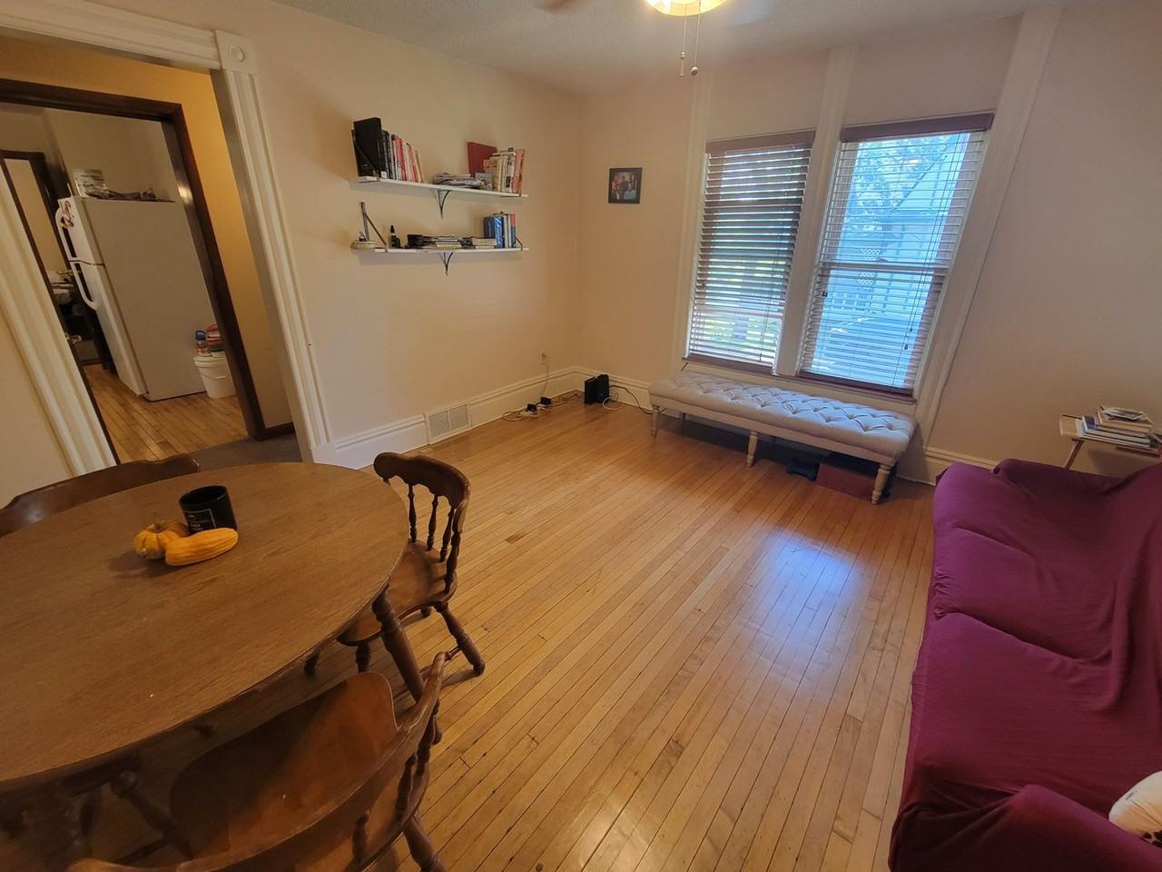 230 E 4th St #2 - Photo 4 of 13