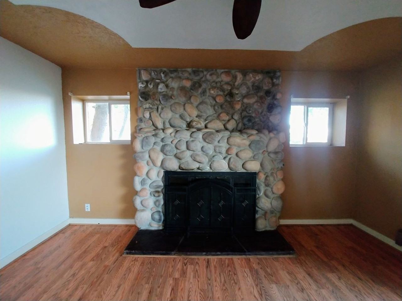 20039 Fargo Rd - Photo 5 of 18