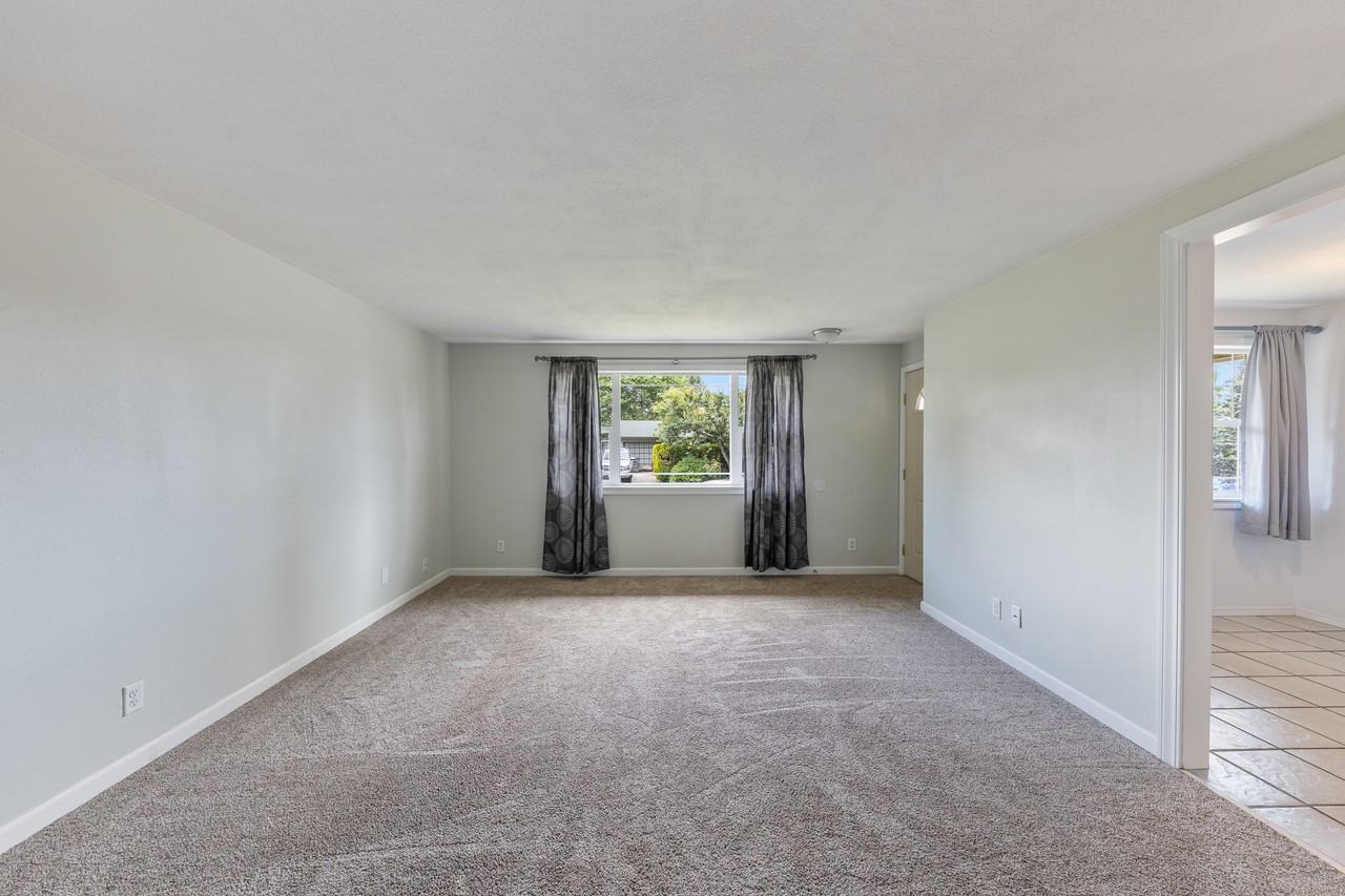 1270 N Adams St #1 - Photo 3 of 22