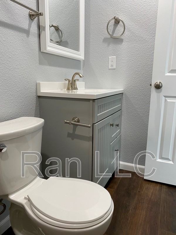 229 W Pueblo St #2 - Photo 7 of 20