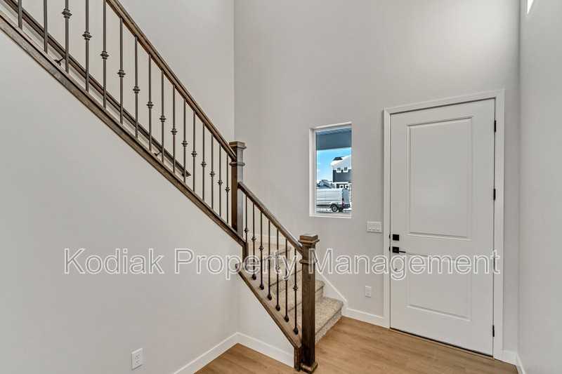 3199 S Claire Ave - Photo 7 of 28