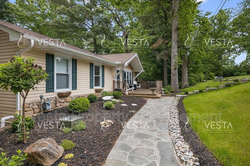 47 Hampden Rd - Photo 3 of 50