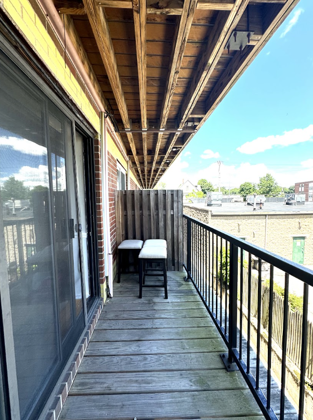 116 Spring St #C8 - Photo 4 of 6