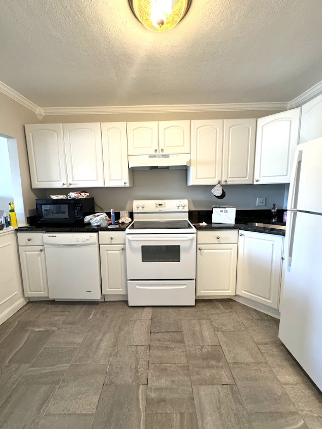 116 Spring St #C8 - Photo 5 of 6