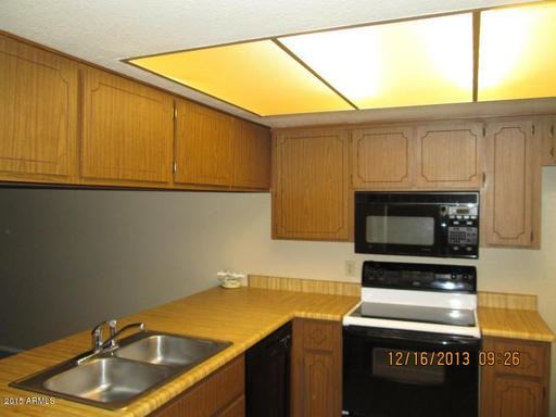 527 S Palo Verde Way - Photo 3 of 16