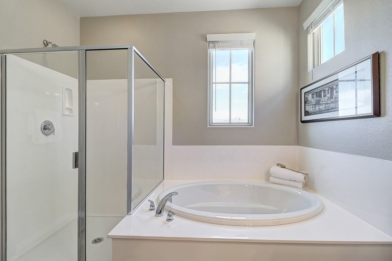 761 W Winchester Dr - Photo 2 of 35