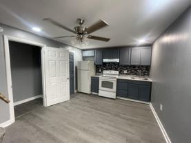 152 S Pine St #4 - Photo 1 of 1