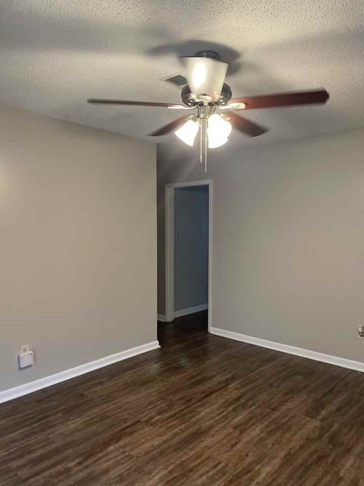20 Hanover Dr - Photo 5 of 12
