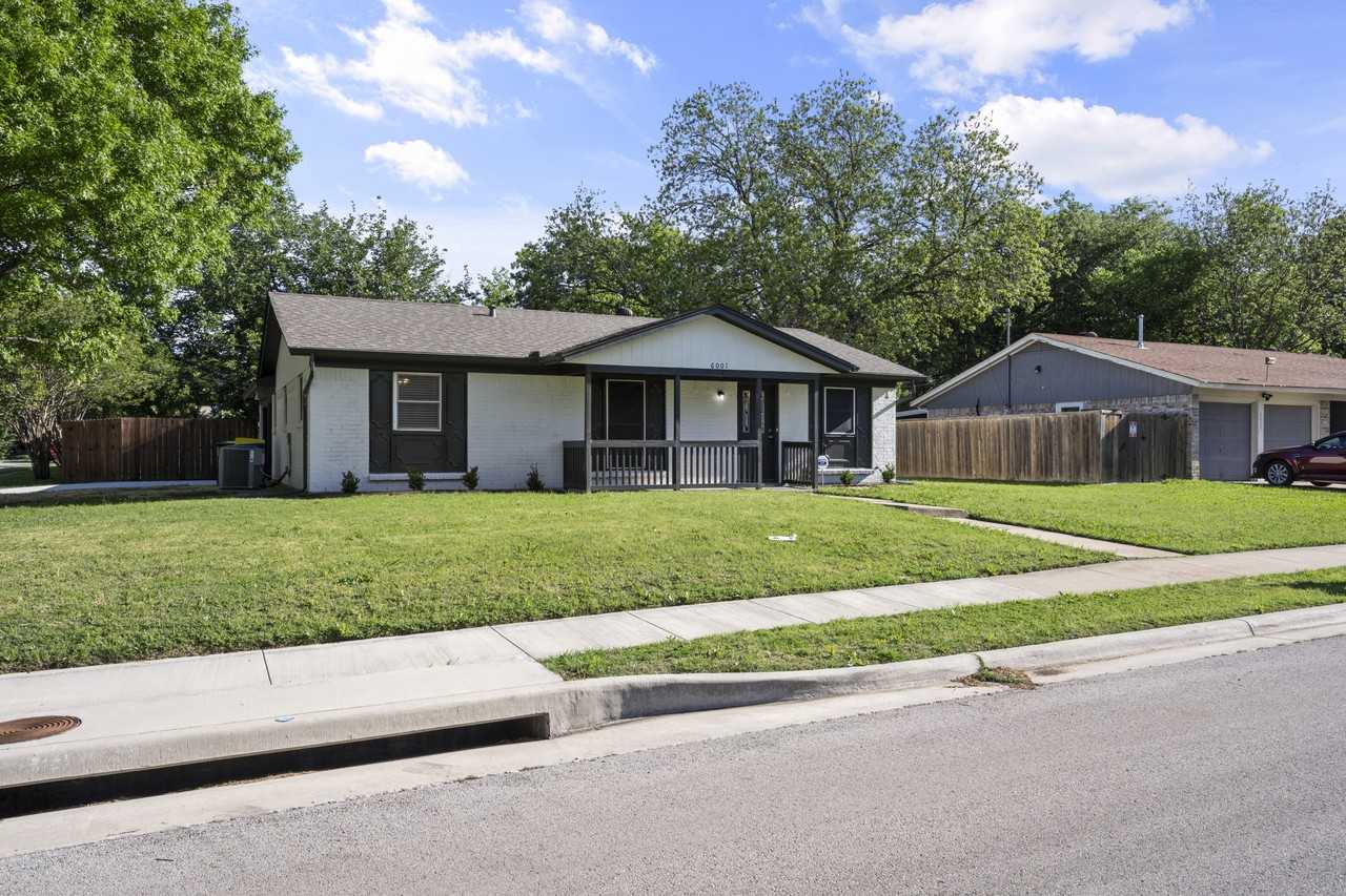 6001 Lindy Lane - Photo 2 of 30