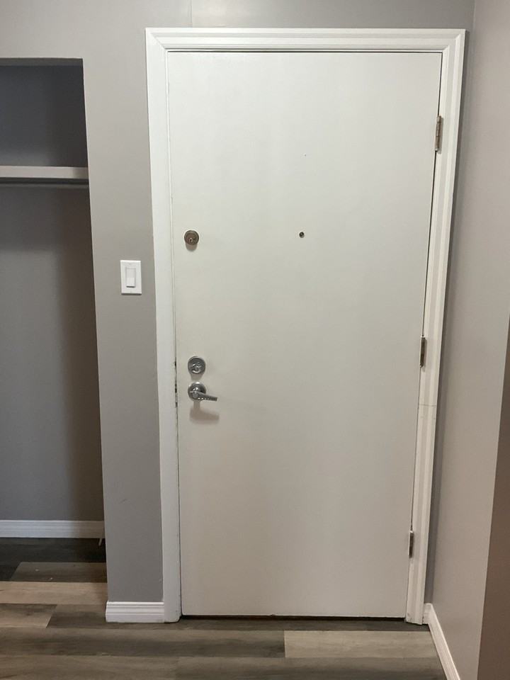 10900 83 St Nw - Photo 3 of 23