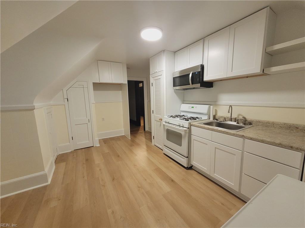 359 Broad St #3 - Photo 6 of 16
