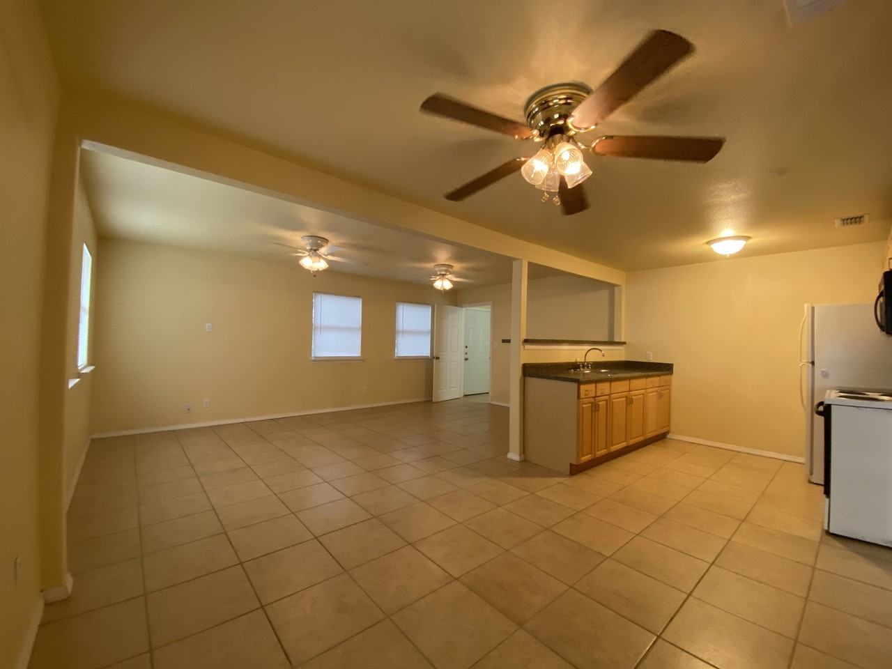 710 Bluntzer Rd - Photo 3 of 10