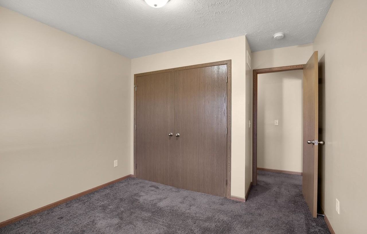 2833 W Rose St - Photo 5 of 26