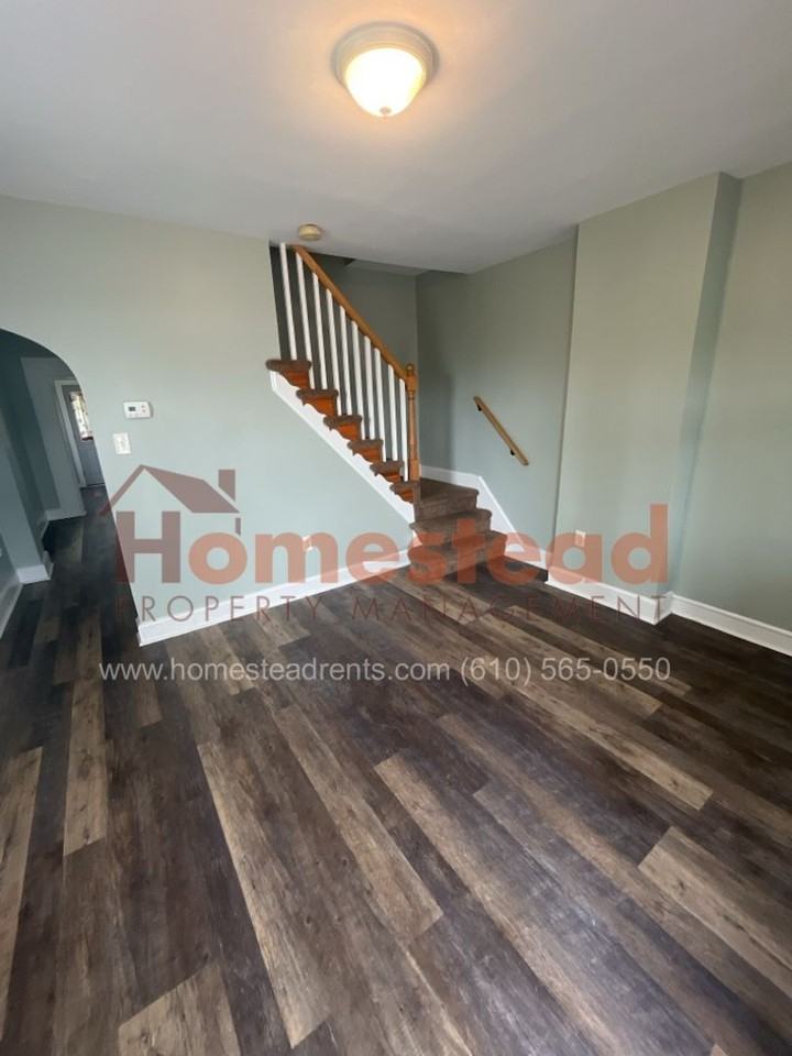 1014 Hill St - Photo 3 of 17