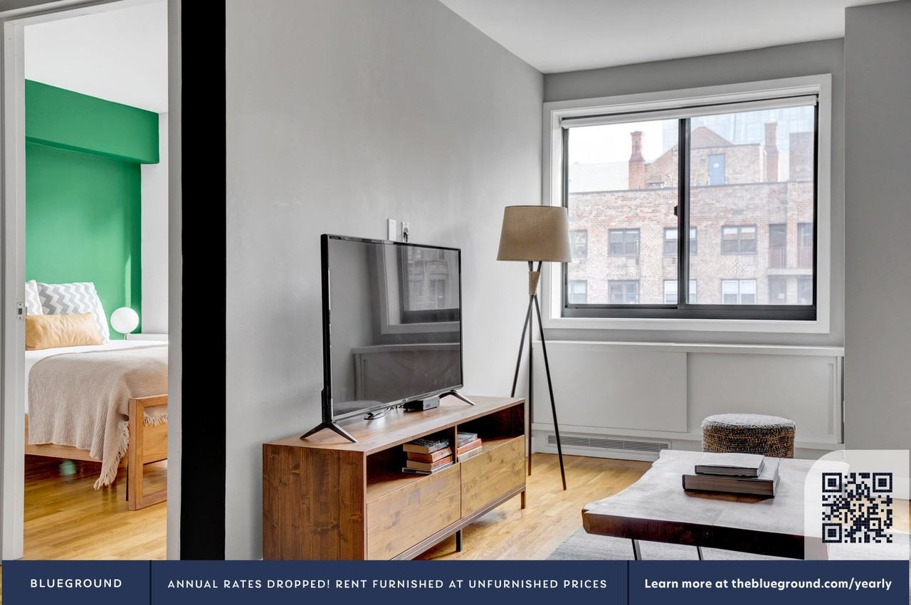 101 West 15th Street - Photo 4 of 50