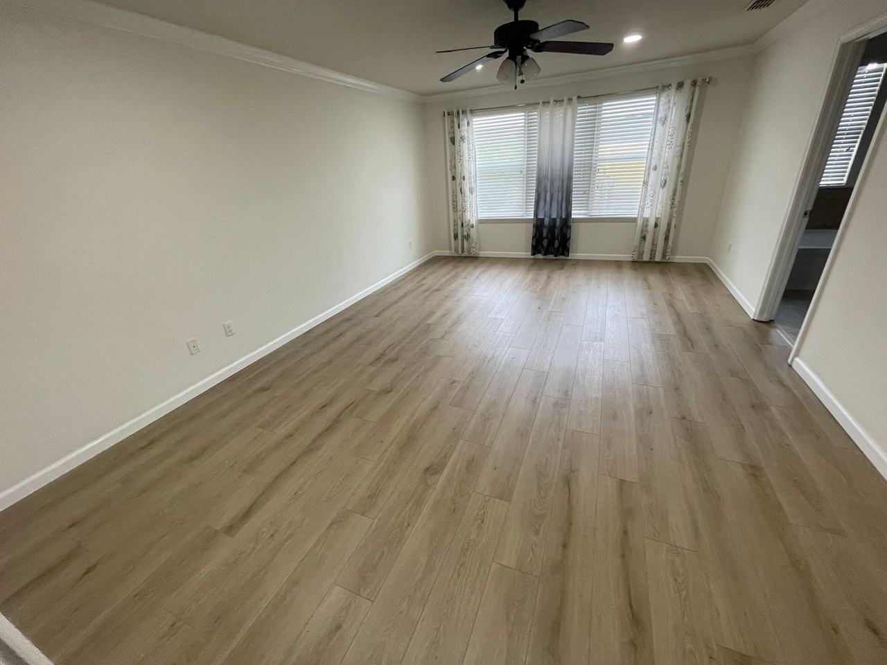 1793 Grand Rue Dr - Photo 4 of 12