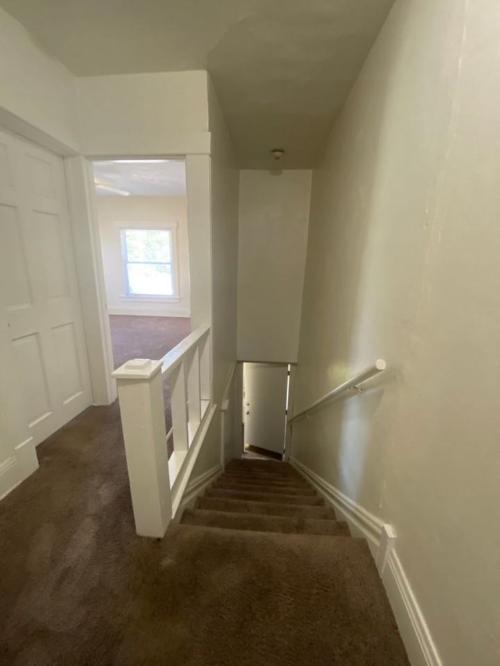 1413 Prairie St - Photo 2 of 19